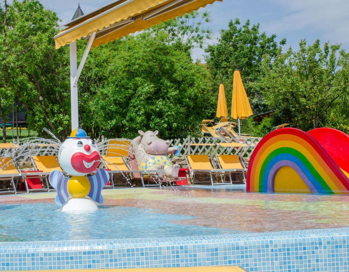 Kolping Family Resort Hévíz Exterior foto